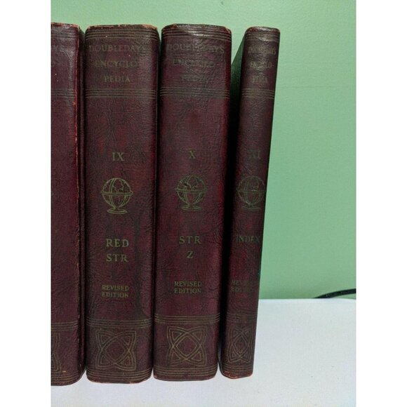 Rare Doubleday’s Encyclopedia 1943 - Picture 4 of 8